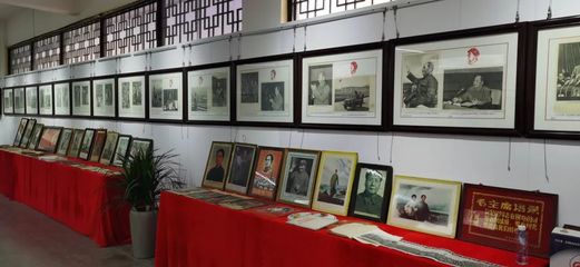 我县在五千年文博园文学艺术展厅举办太湖县红色文化藏品专题展
